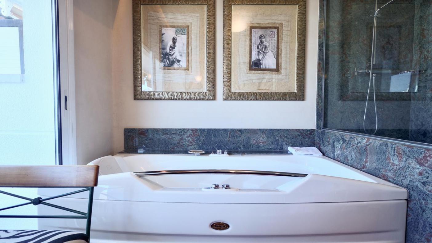 Smartr Hotel