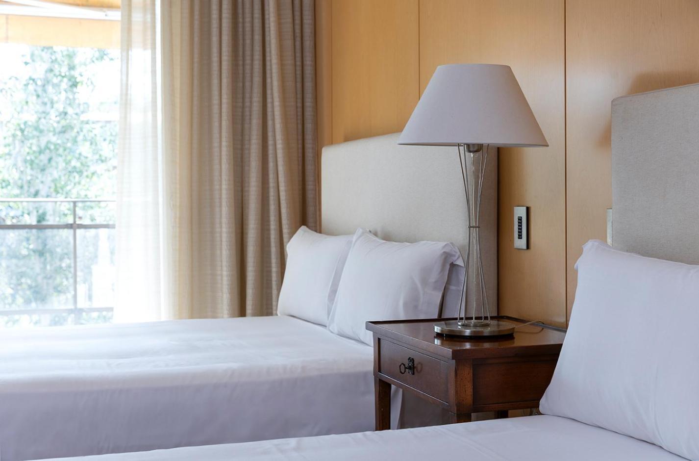 Hotel Del Mar Fenals 4*